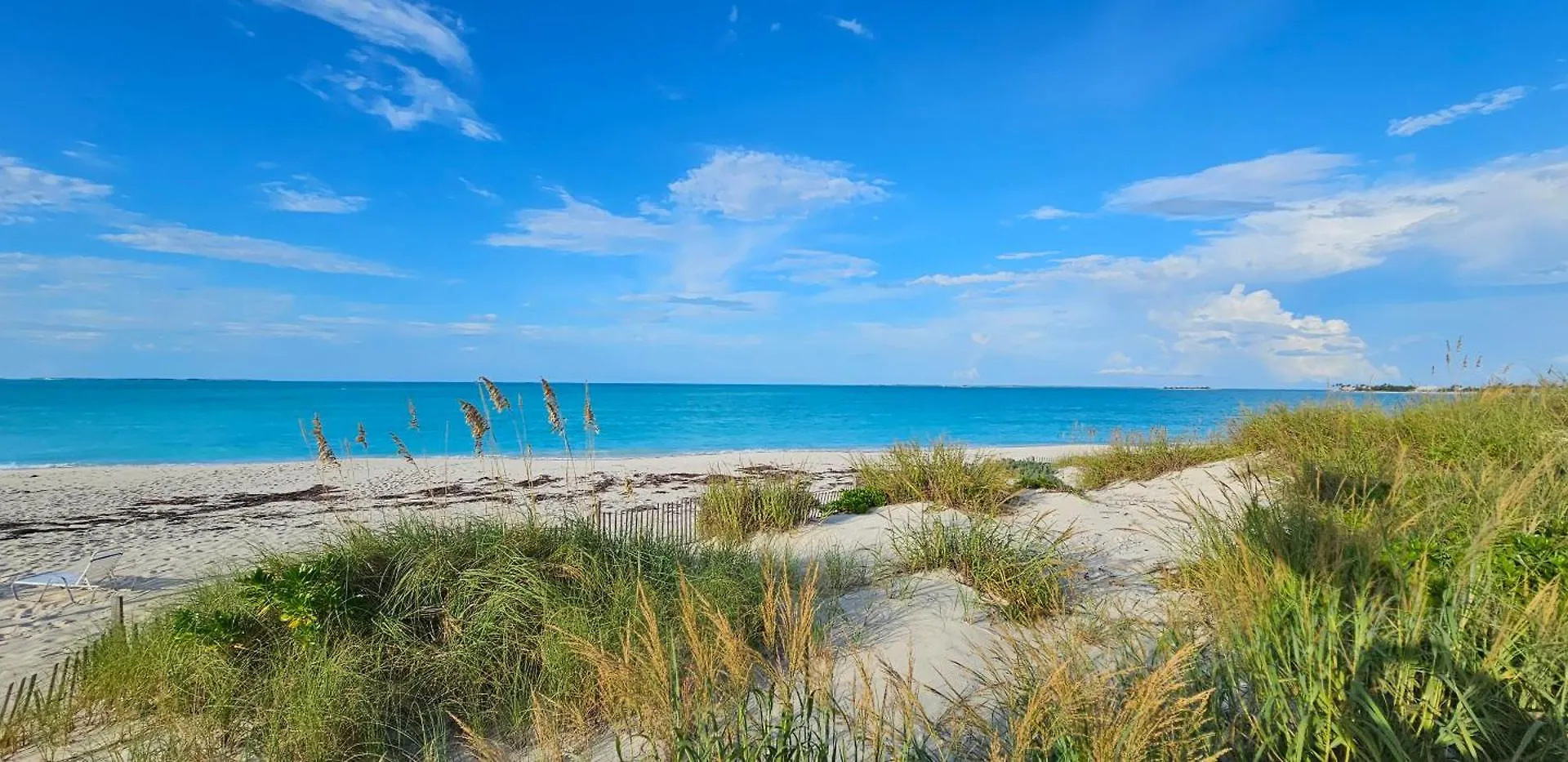 Luxury Beach Villa In Paradise. Treasure Cay Holiday home